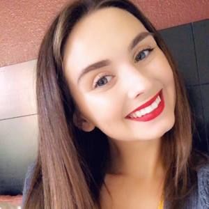 Meet your Posher, Sydnee